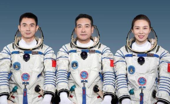 王亞平將成中國首位出艙女航天員,女航天員有什么優點?